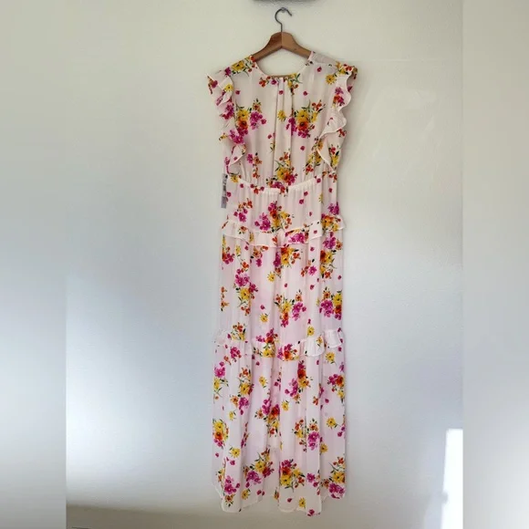 Emma & Michele Floral Maxi Dress - Picture 3 of 7